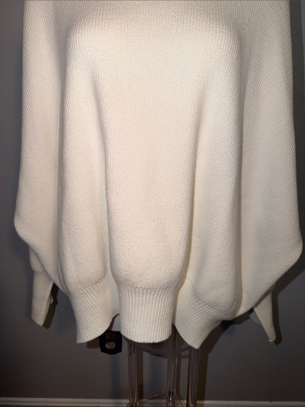 Free People Ladies Easy Street Tunic Sweater in Painted White. Medium. Oversized - Picture 4 of 15